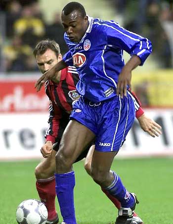 地的比賽氛 地的比賽氛